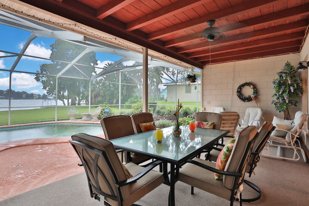 Photo of Patio Balcony in Cypress Gardens