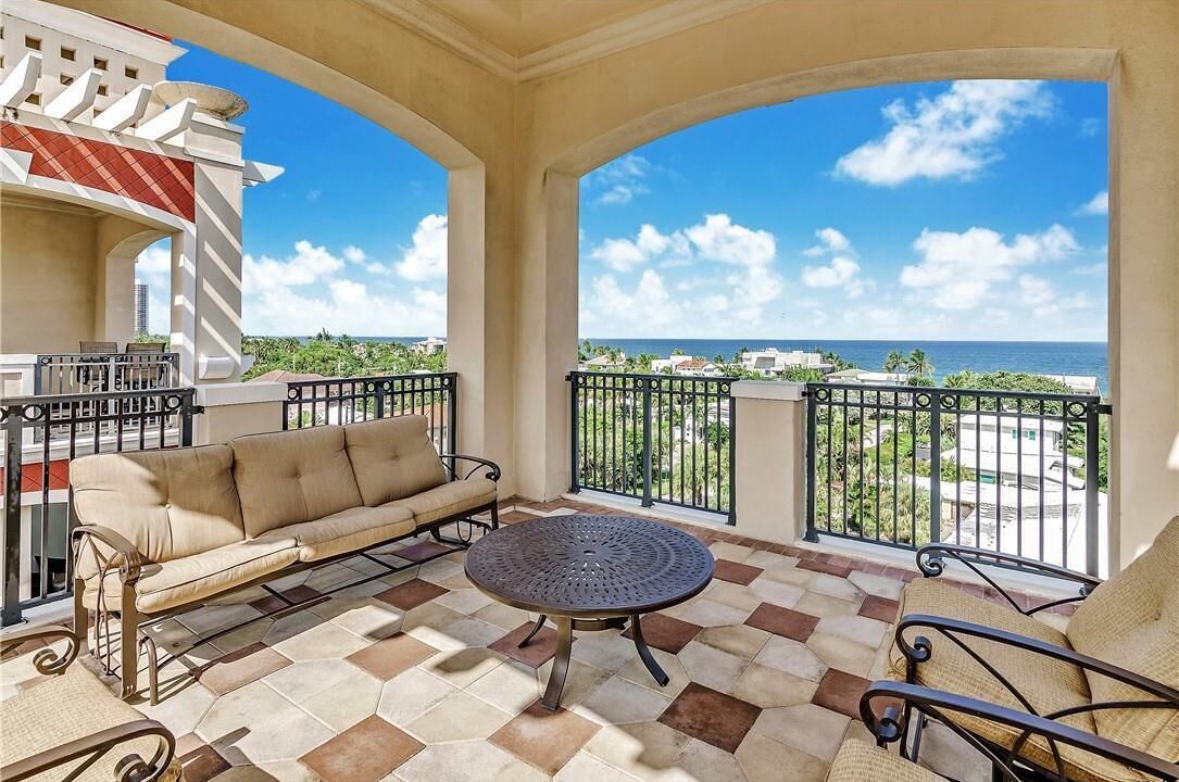 Photo of Outdoor in Lauderdale Beach