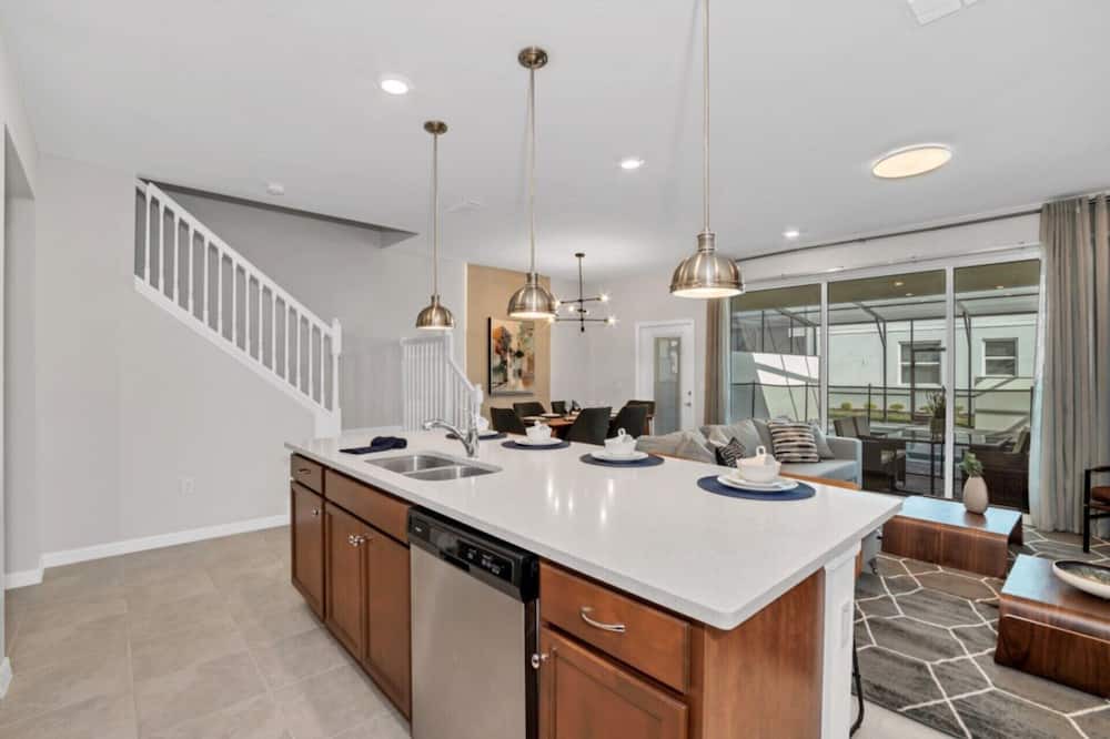 Photo of Kitchen in Saratoga Park