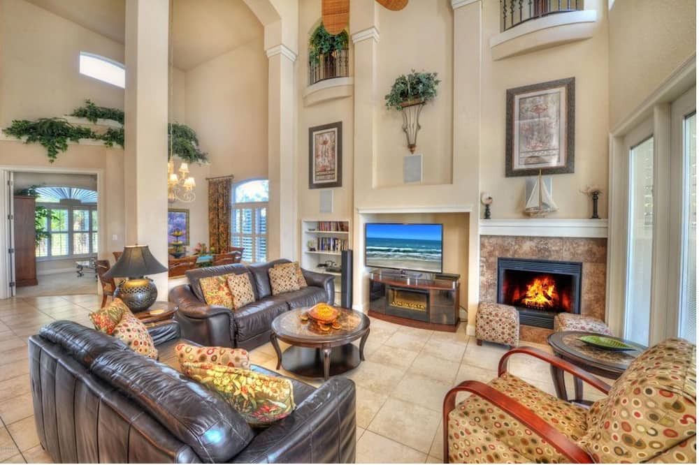 Photo of Livingroom in Ponce Inlet