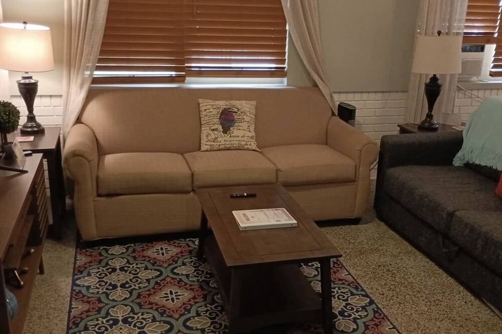 Photo of Bedroom in Thunderbolt