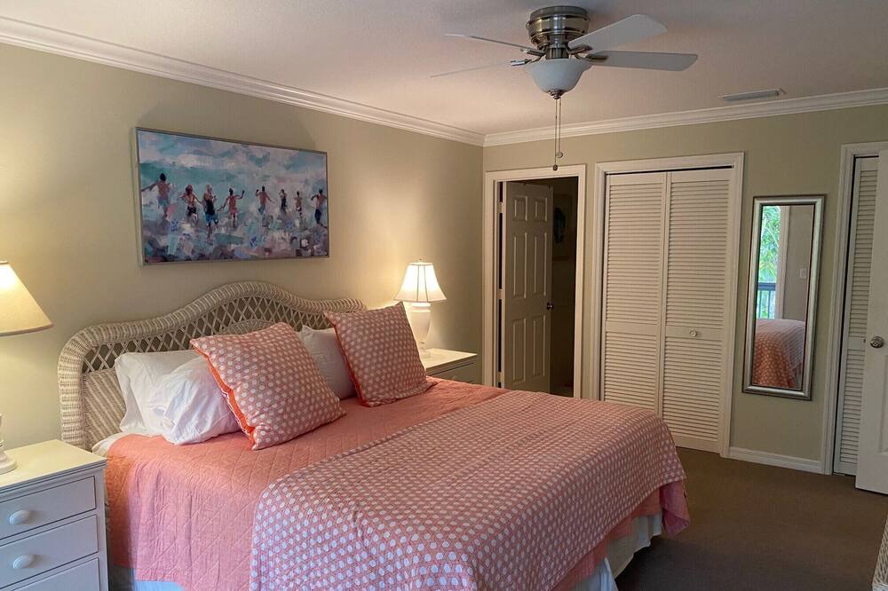 Photo of Bedroom in Wabasso Beach