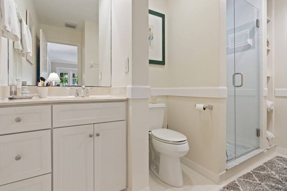 Photo of Bathroom in Wabasso Beach