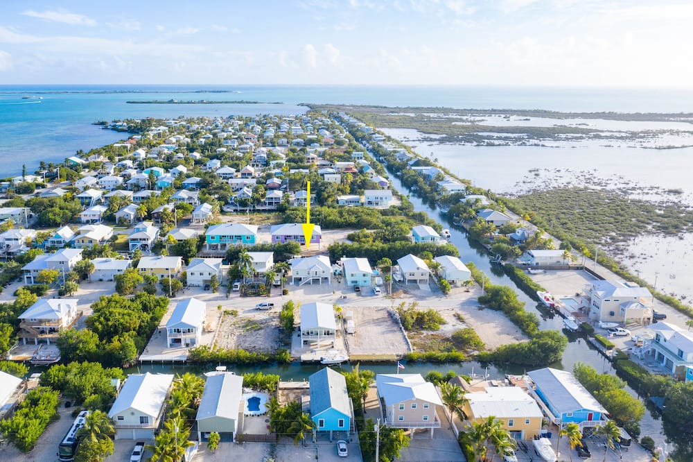 Photo of Outdoor in Breezeswept Beach Estates