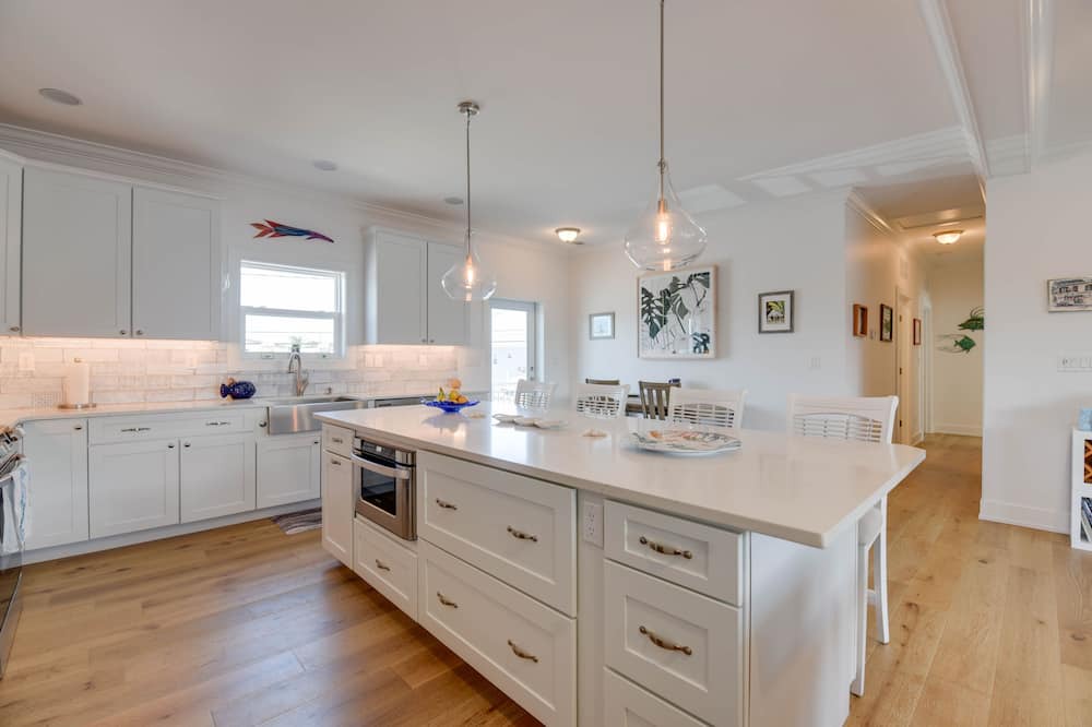 Photo of Kitchen in Breezeswept Beach Estates