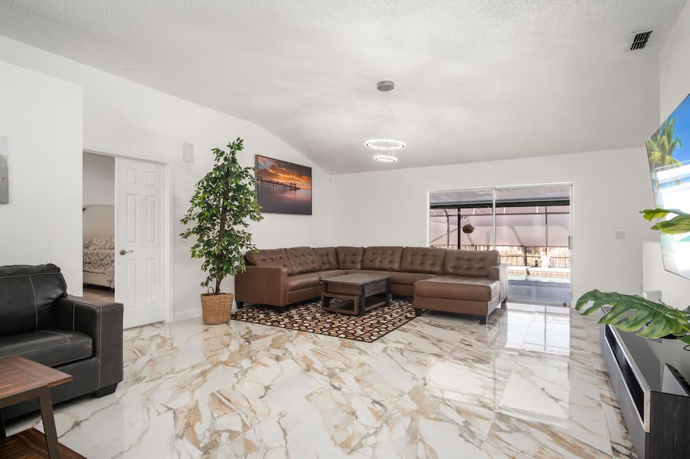 Photo of Bedroom in Palm River Estates