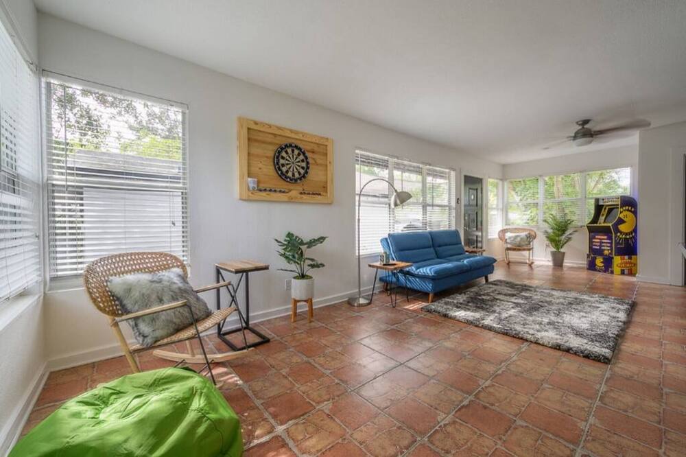 Photo of Bedroom in Riverside Heights