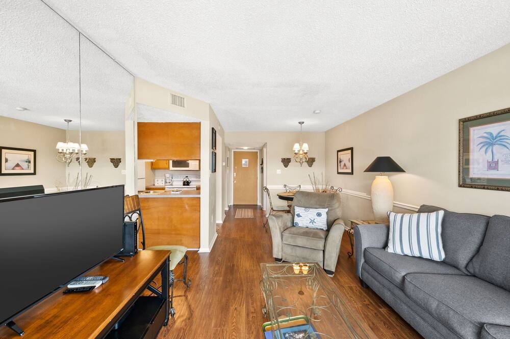 Photo of Livingroom in Fernandina Beach