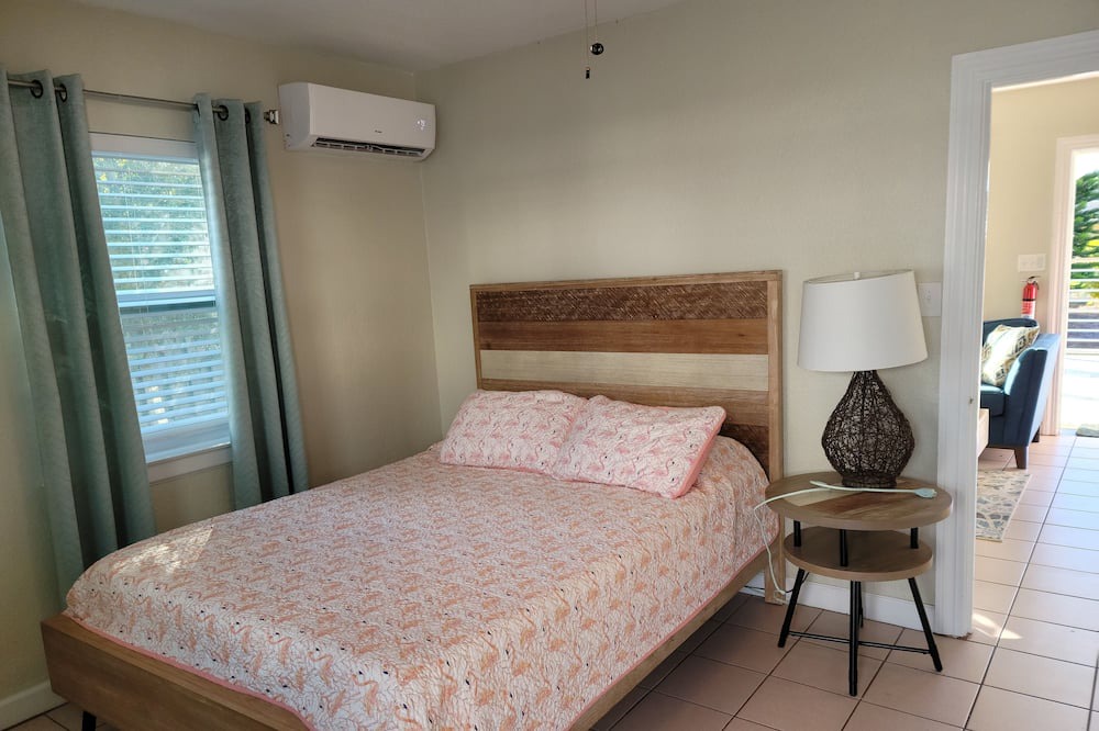 Photo of Bedroom in Downtown Dunedin