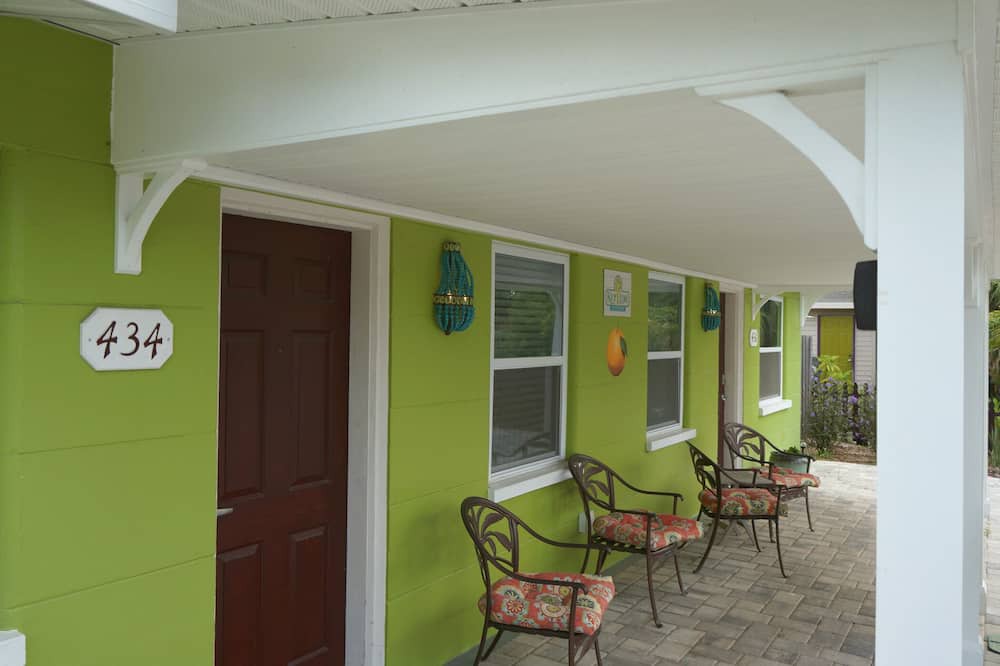 Photo of Patio Balcony in Downtown Dunedin