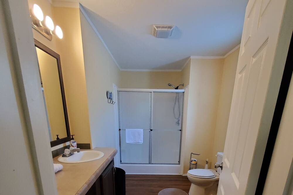 Photo of Bathroom in Buckingham