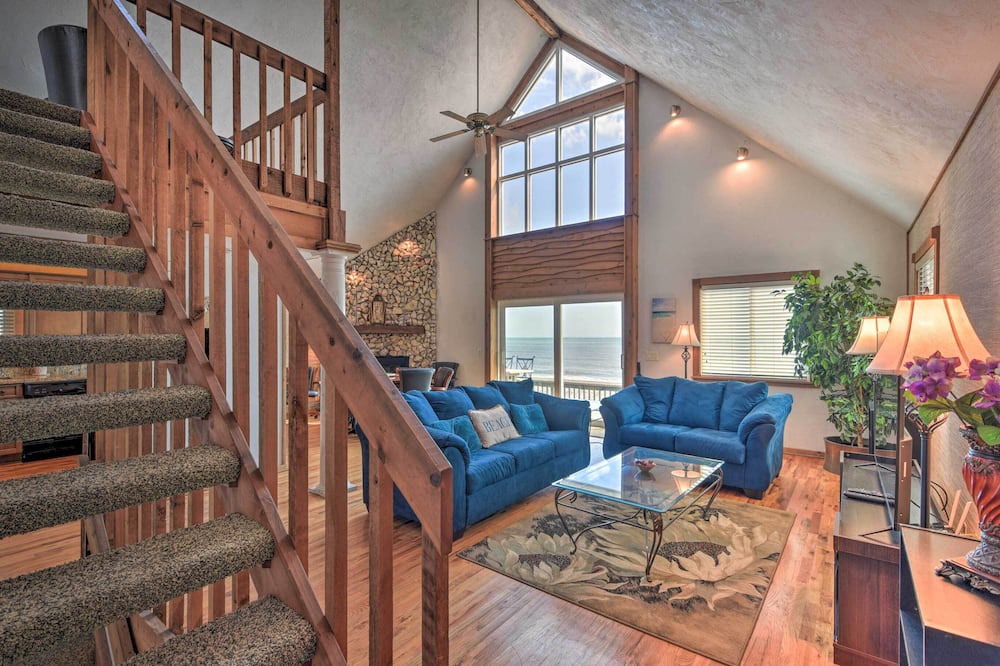 Photo of Livingroom in Painters Hill
