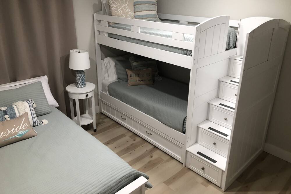 Photo of Bedroom in Independence Square