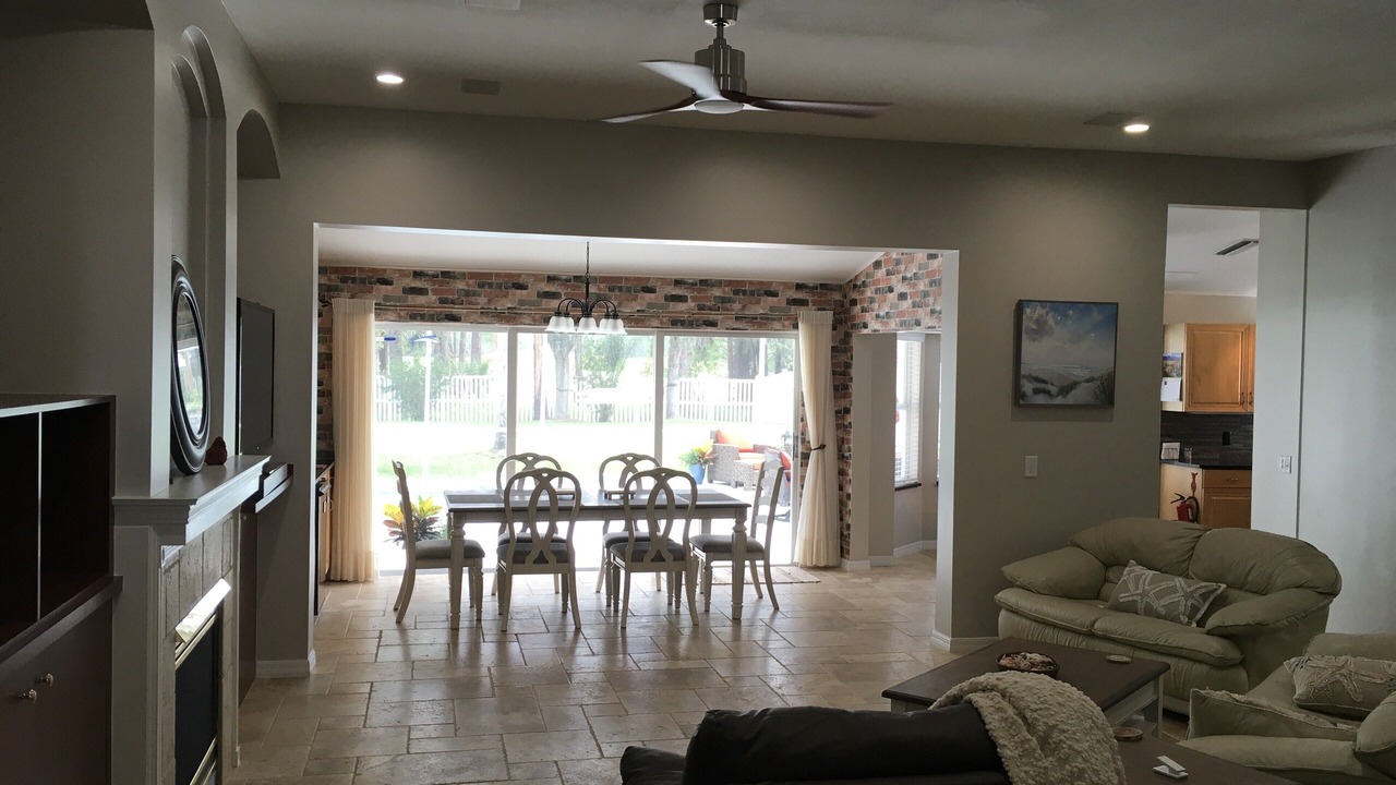 Photo of Livingroom in Waters Edge