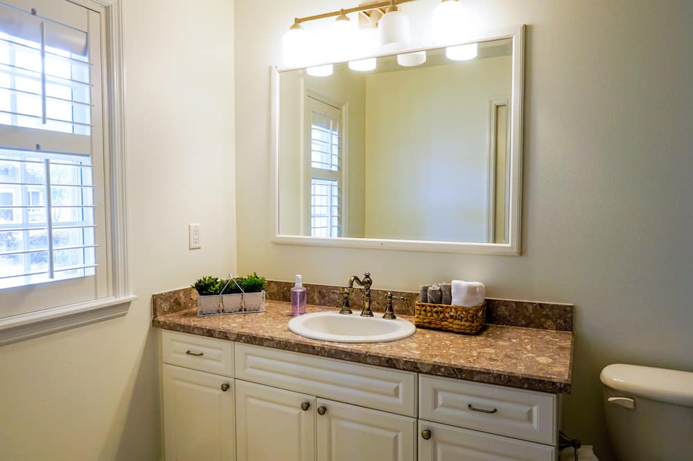 Photo of Bathroom in Historic District