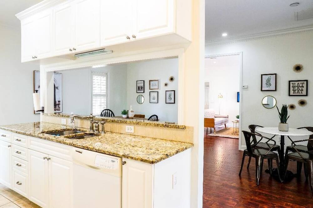 Photo of Kitchen in Historic District