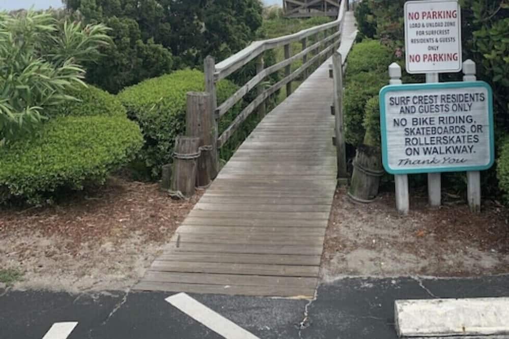 Photo of Others in Surfcrest Village