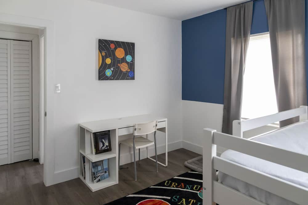 Photo of Bedroom in West Little River