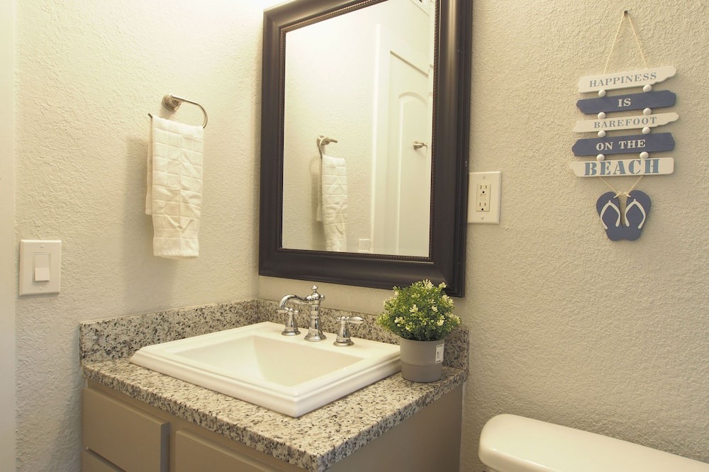 Photo of Bathroom in Sandalwood