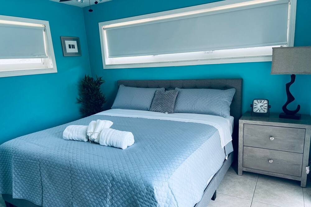 Photo of Bedroom in Driftwood