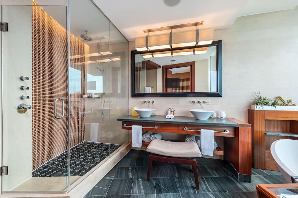 Photo of Bathroom in Bal Harbour