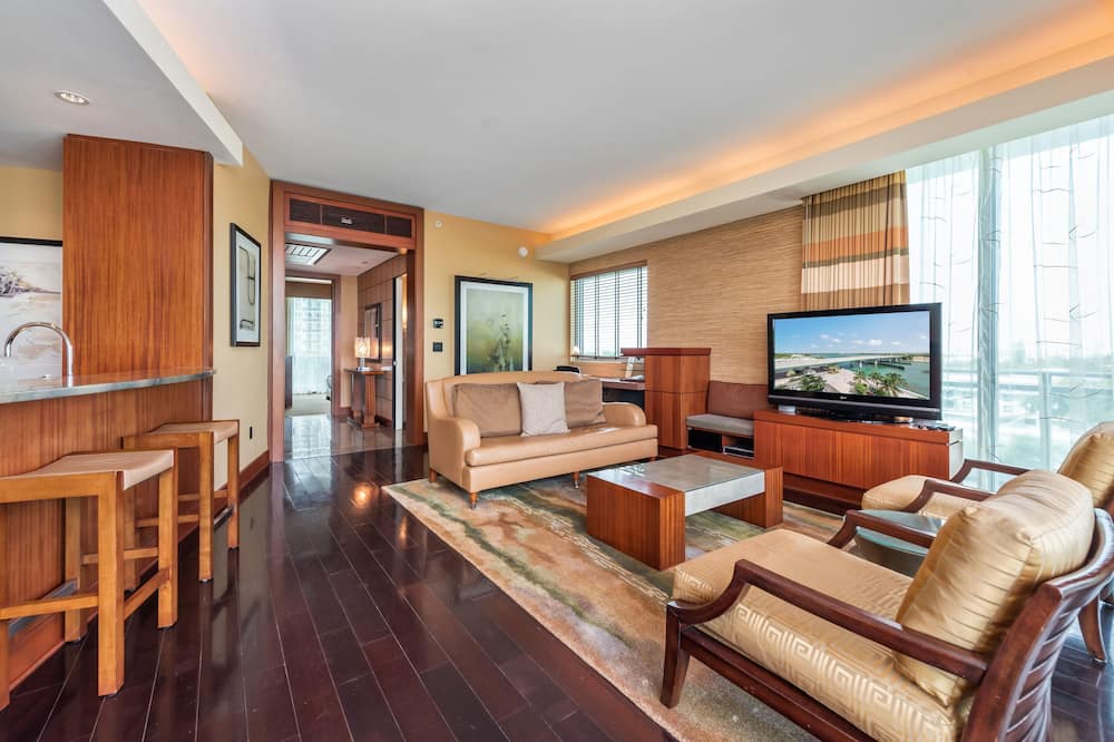 Photo of Livingroom in Bal Harbour