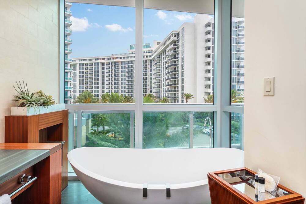 Photo of Others in Bal Harbour