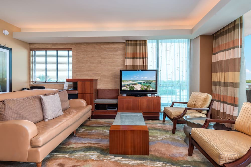 Photo of Livingroom in Bal Harbour
