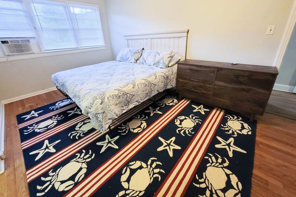 Photo of Bedroom in University Heights