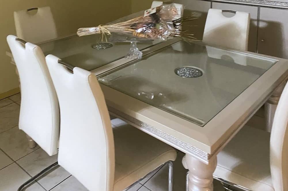 Photo of Kitchen in Oak Ridge
