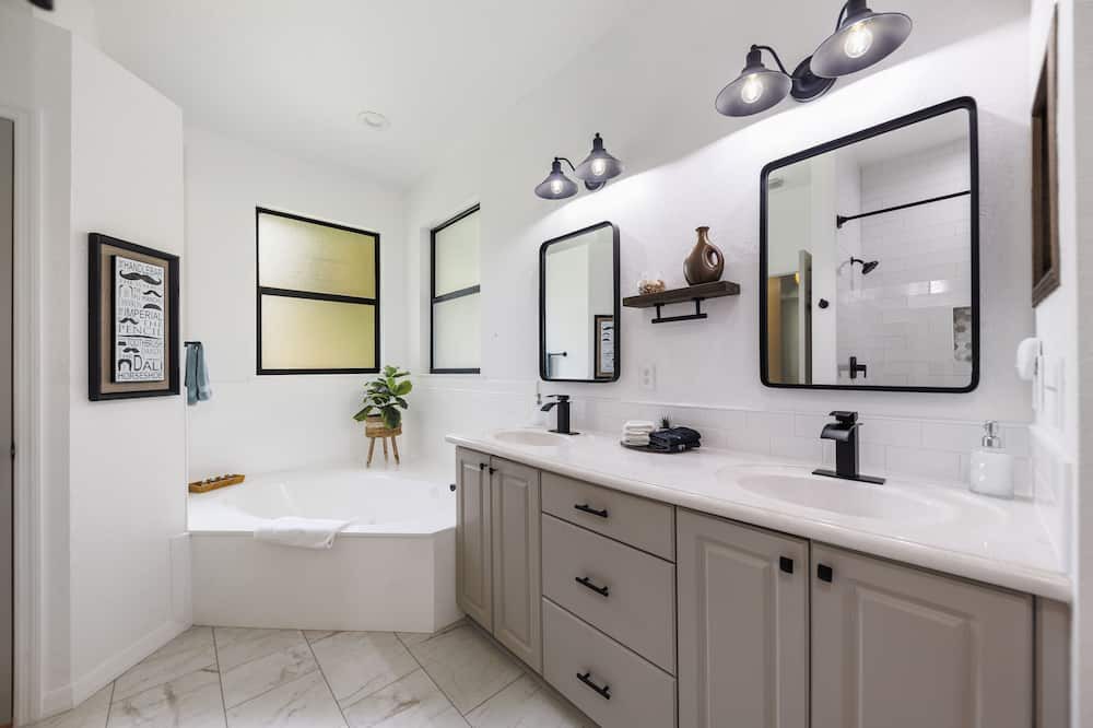 Photo of Bathroom in Whitfield