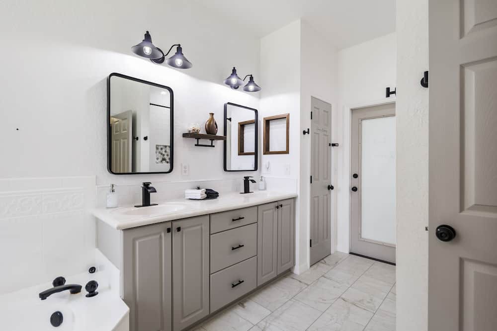 Photo of Bathroom in Whitfield