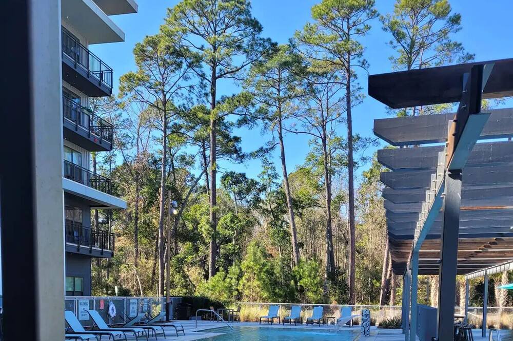 Photo of Outdoor in Baymeadows