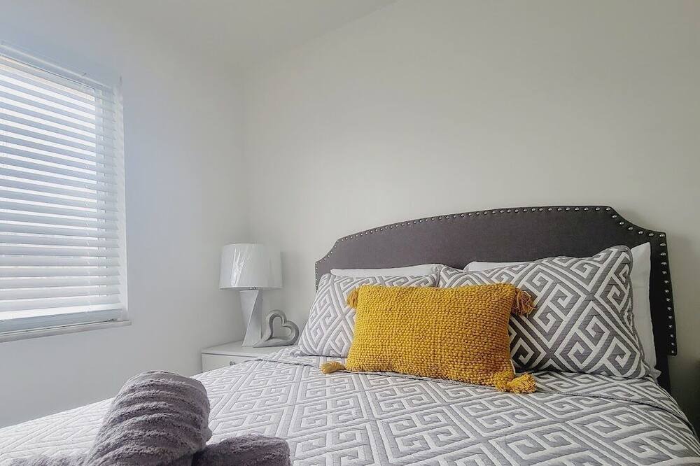 Photo of Bedroom in Sailboat Bend