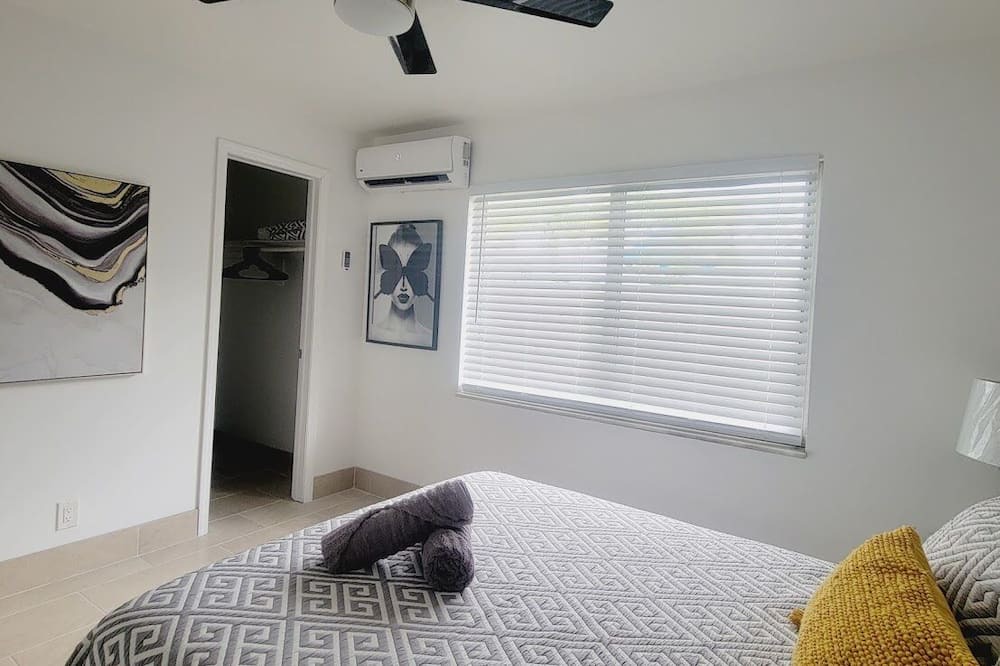 Photo of Bedroom in Sailboat Bend