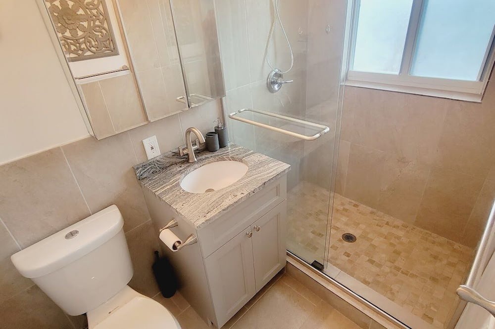 Photo of Bathroom in Sailboat Bend