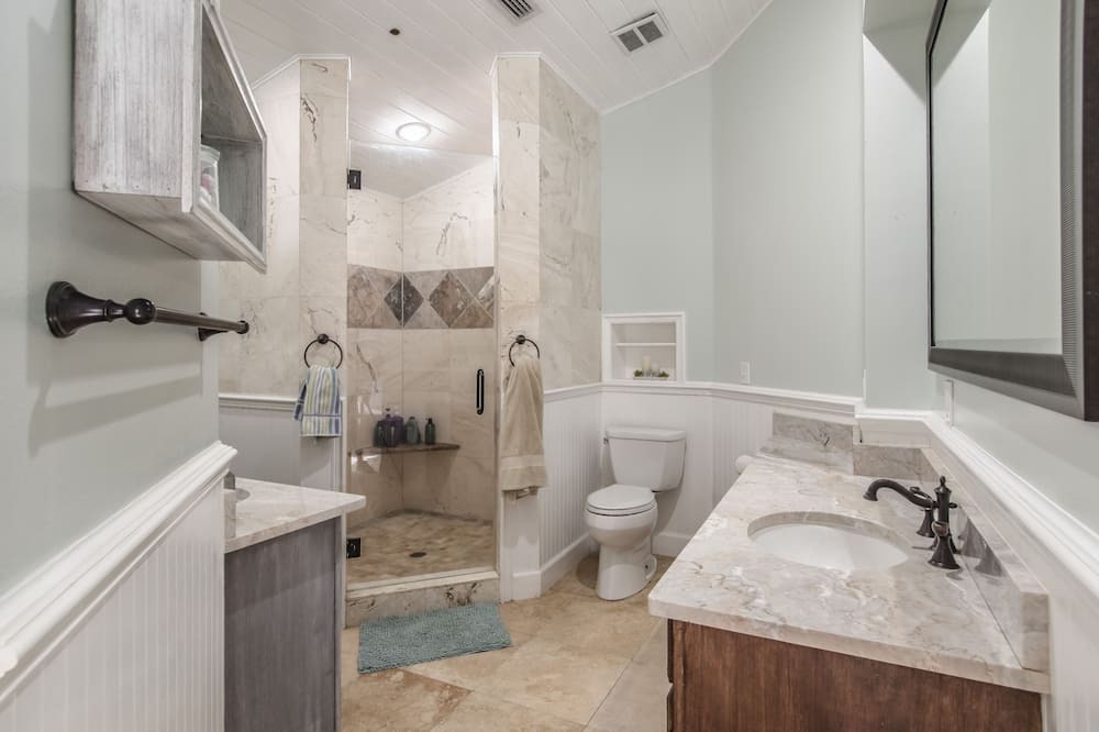 Photo of Bathroom in Wekiva Springs