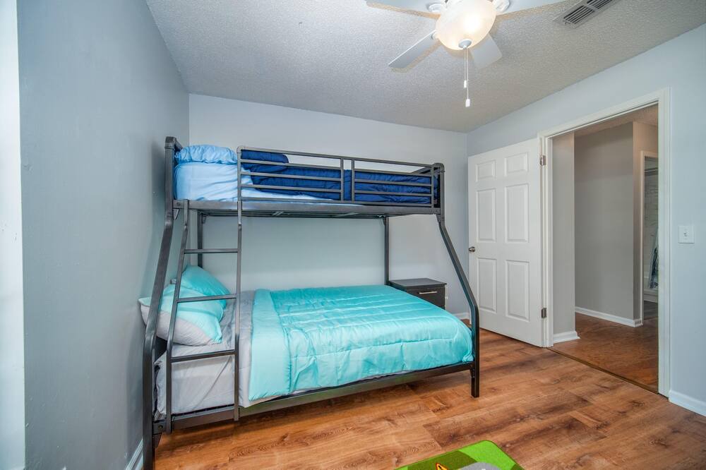 Photo of Bedroom in Southside