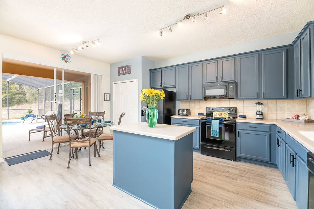 Photo of Kitchen in Watersong