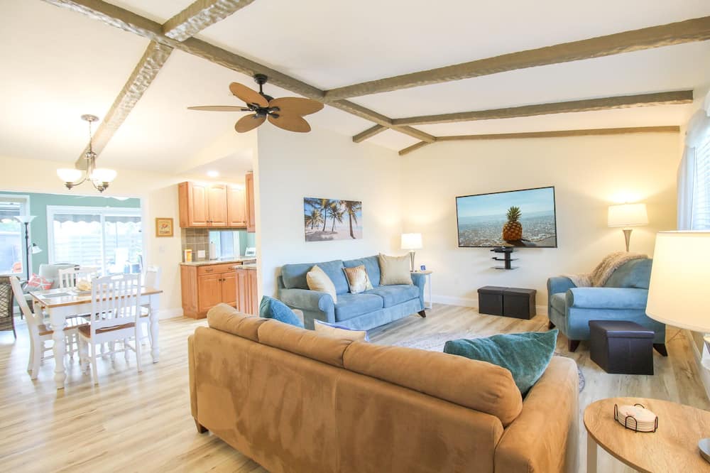 Photo of Bedroom in Pinecraft