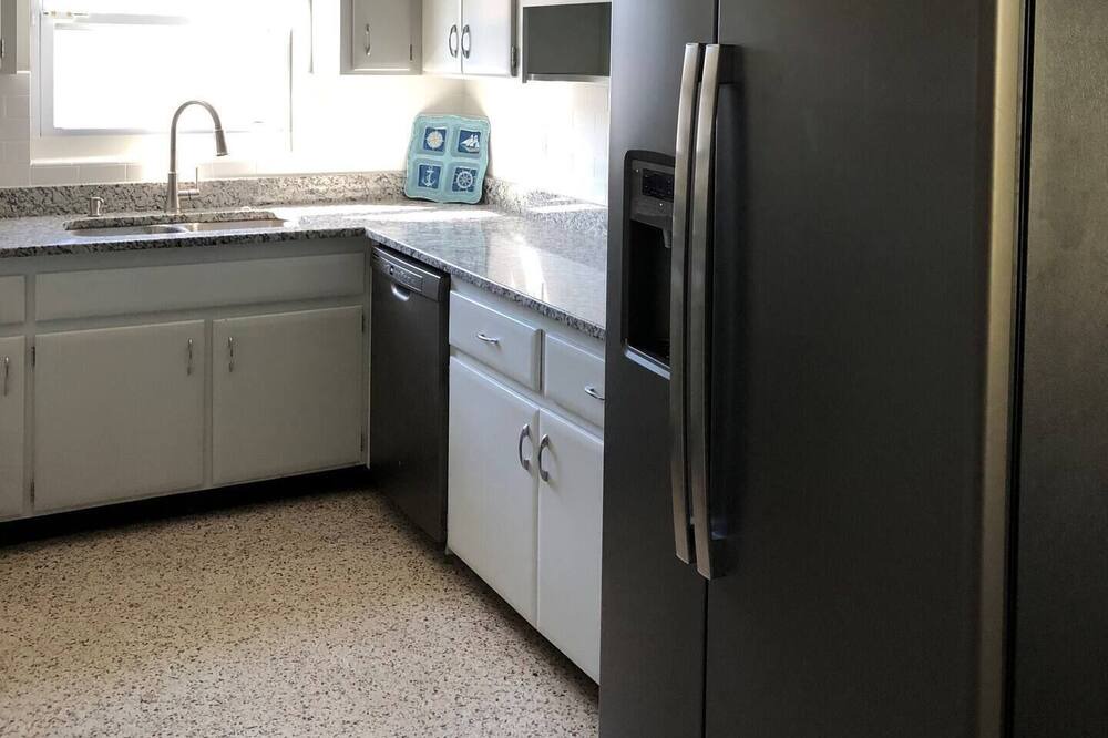 Photo of Kitchen in Long Meadow