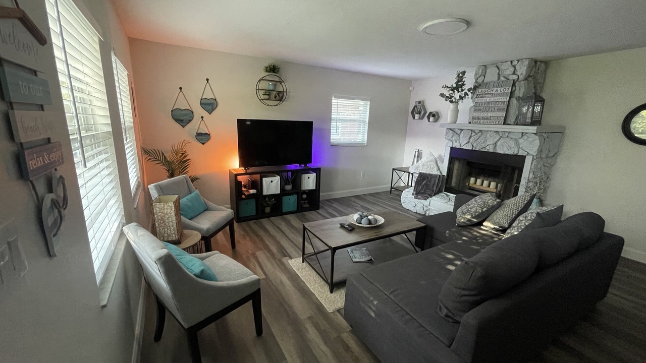 Photo of Livingroom in Plant City