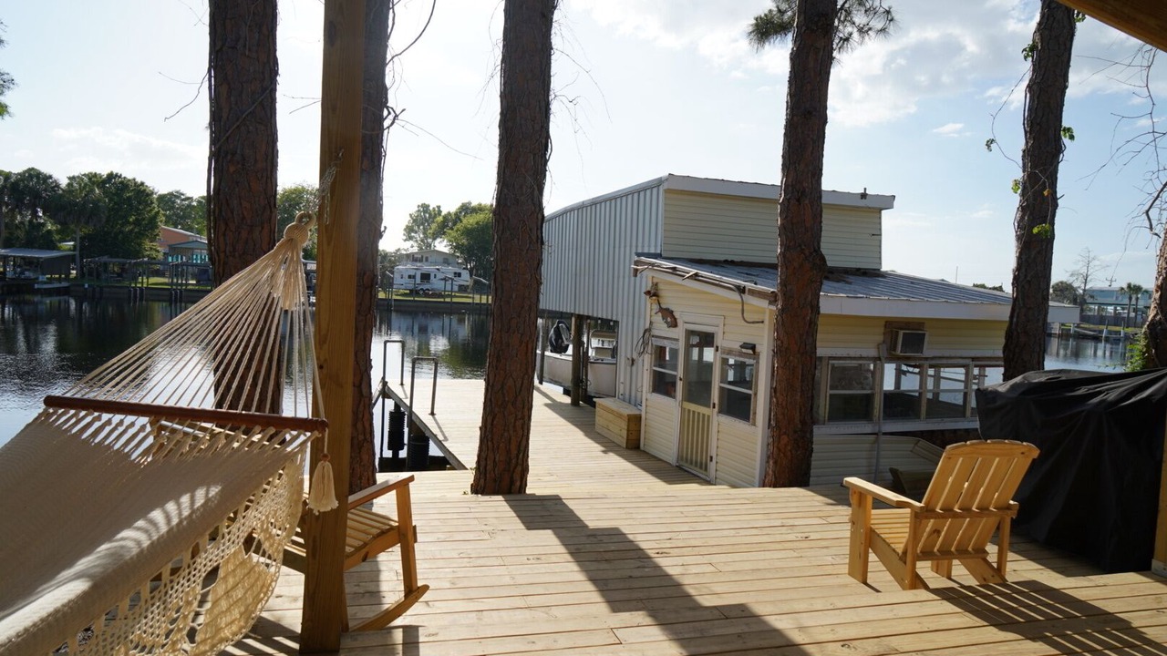 Photo of Outdoor in Suwannee