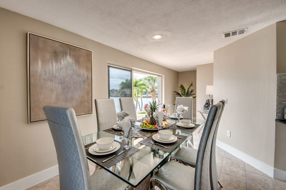 Photo of Kitchen in Eight Lakes