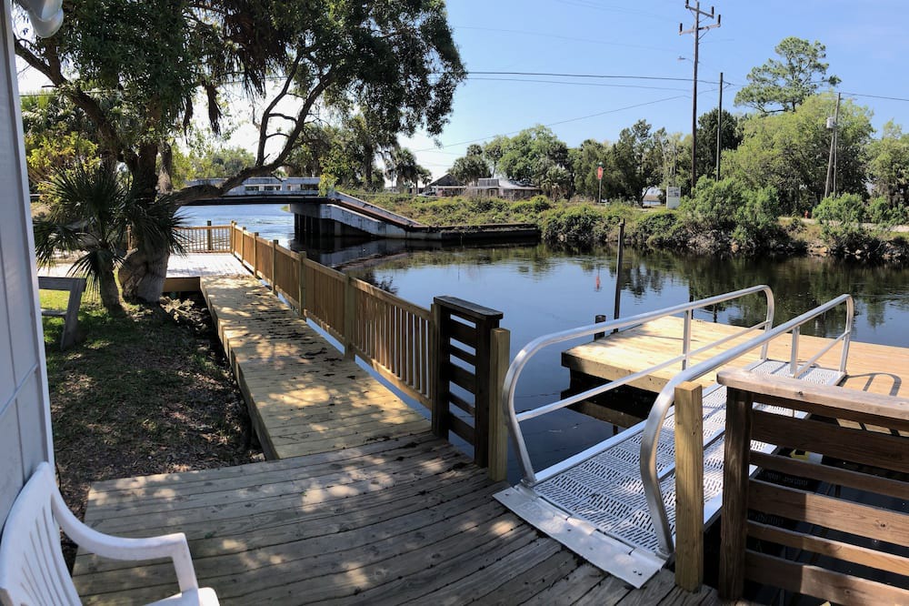 Photo of Patio Balcony in Suwannee