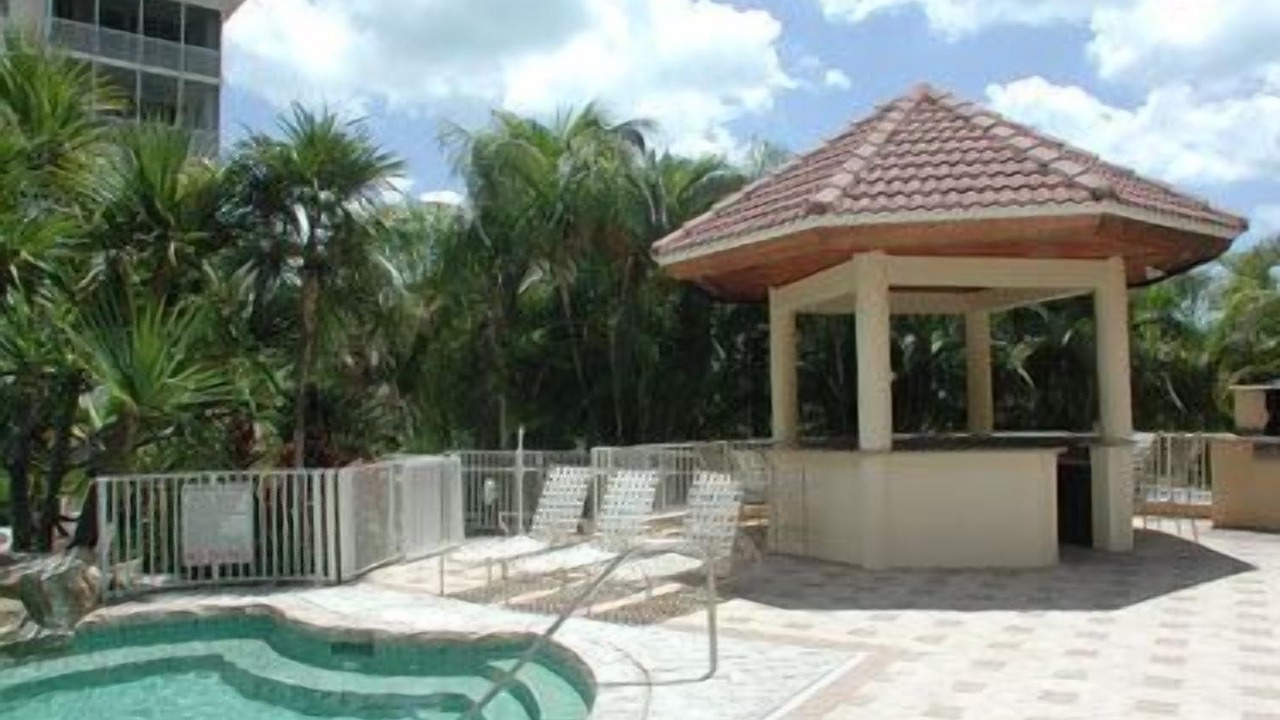 Photo of Outdoor in Vanderbilt Beach