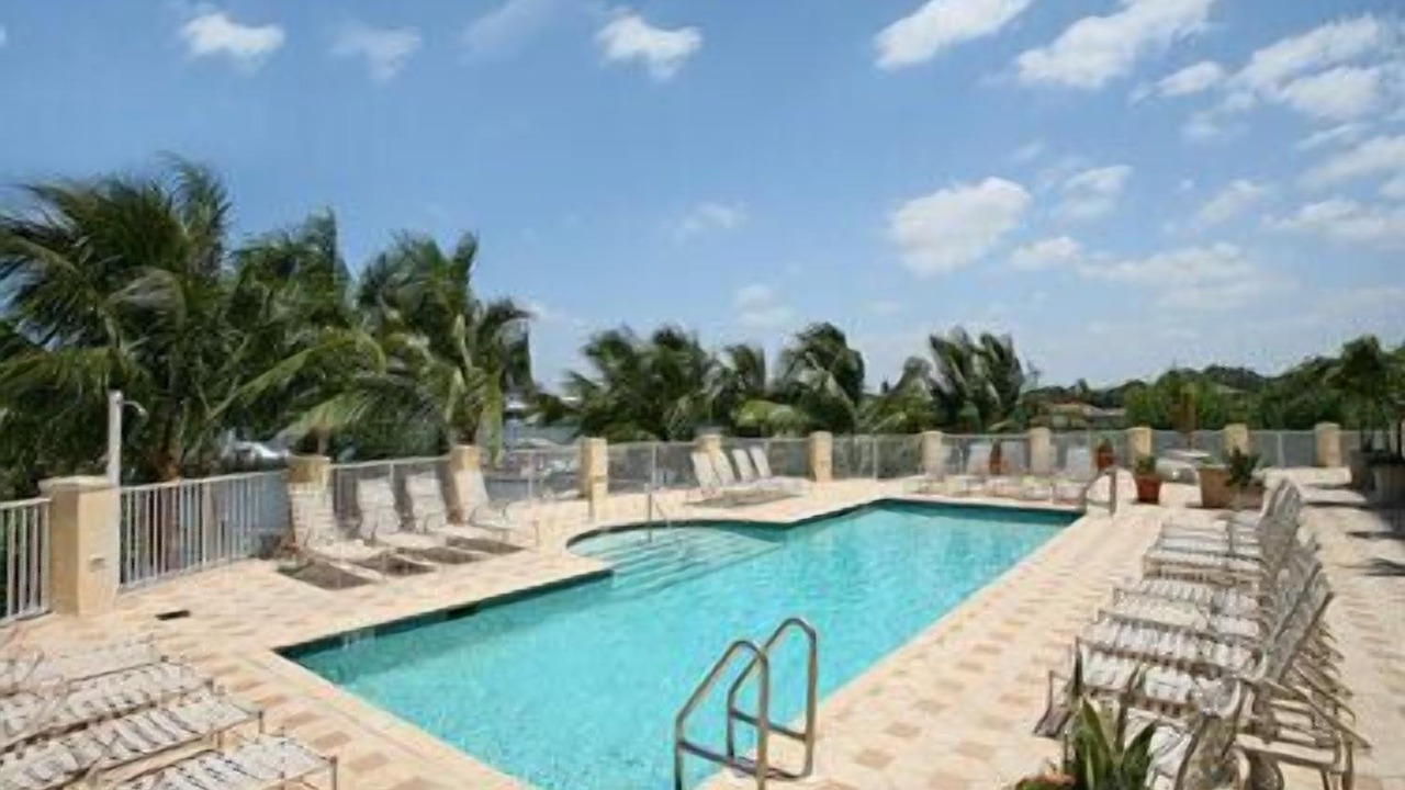 Photo of Outdoor in Vanderbilt Beach
