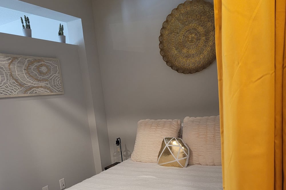 Photo of Bedroom in Northwest Orlando