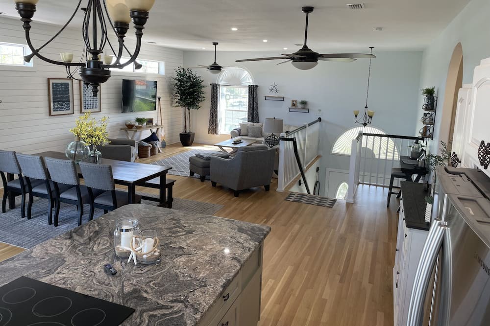 Photo of Others in Hudson Beach Estates