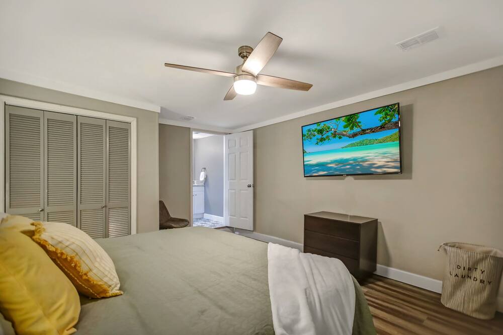 Photo of Bedroom in Riverside